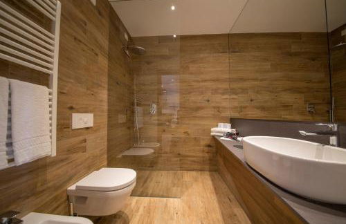 Riva Lake lodge - Foto 86