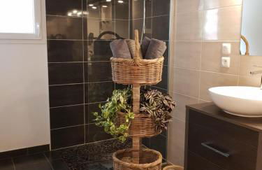 Charming House between Lot & Dordogne with Private Pool - Foto 8