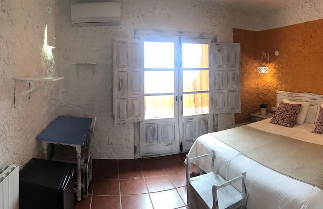 Hotel Rural Los Caracoles - Photo 1