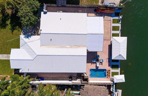 Paradise Cove - Waterfront Private Pool Home, 2 Mins to Open Gulf, 60' Dock - Foto 47