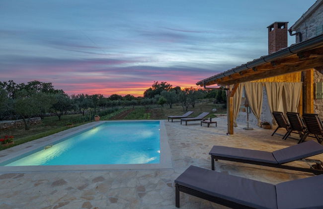 Villa in Posedarje With Private Pool - Foto 22