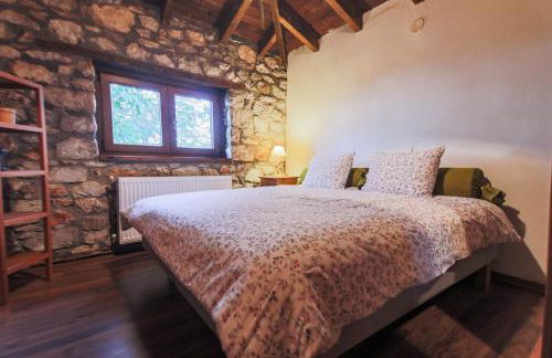 Mountain Stonehouse - By Alseides - Foto 12