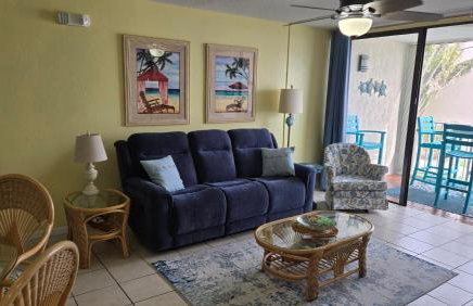 Beachfront Condo on Coco Plum Beach - Foto 11