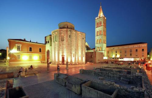 Villa in Policnik with Private Pool - Foto 35