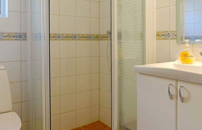 Holiday Home in Skärhamn - Photo 12