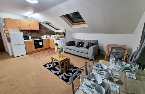 *F1*5GH* Setup for your most relaxed & amazing stay + Free Parking + Free Fast WiFi * - Foto 73