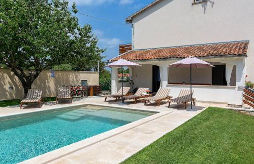 Kuća za odmor s bazenom Emma - Foto 8