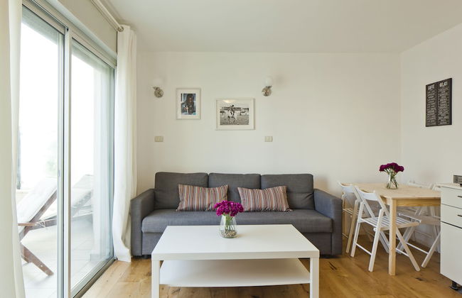 TLV Suites by the sea 3 Rooms - Foto 10