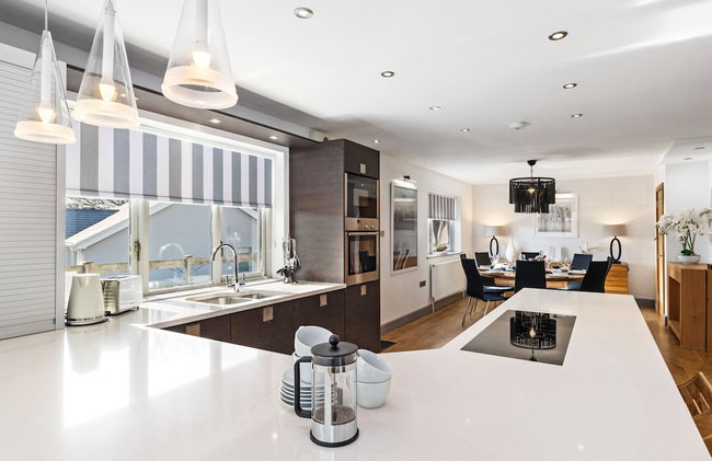 Oaktree Lodge - Luxury Cottage, Hot Tub, Sea Views - Foto 75