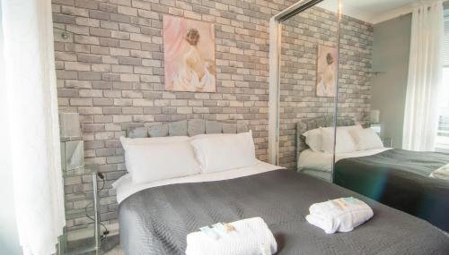 Central Renfrew 1BR Apt - Foto 2