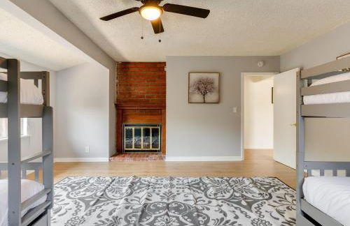 Charming 5 Bedroom Granada Hills House with Pool - Foto 34