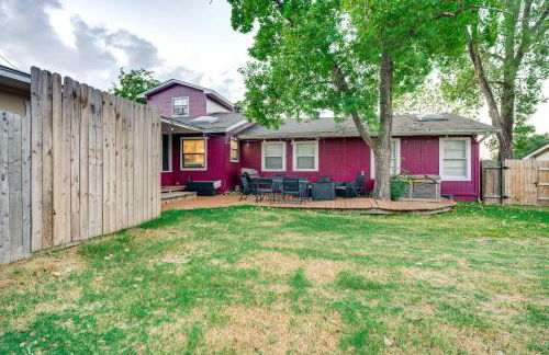 Aggie Game Day Retreat about 1 Mi to Texas A and M! - Photo 30