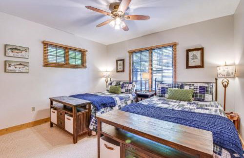 Mountain Time Cashiers Condo with Deck and Views! - Foto 14