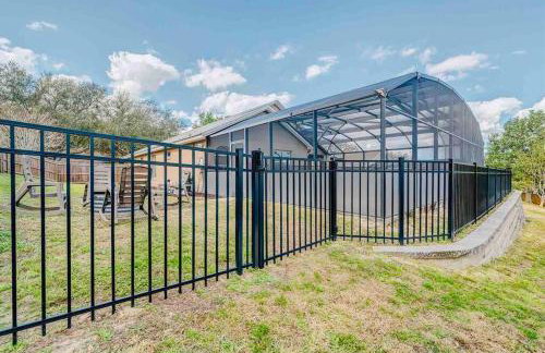 Spacious Home - Heated LED Pool & Ping Pong - Foto 23