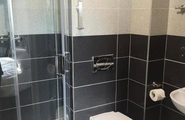 Leon's Rooms - Foto 44