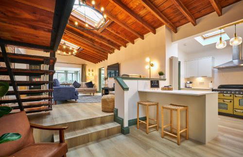 The Old Stables - Hot Tub, Sauna and Cinema - Photo 5