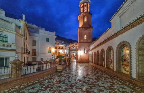 Casa Marlo, Spacious House in the Lively Centre of Cómpeta - Foto 16