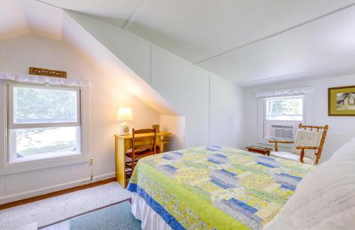 Lakefront Cottage with Covered Porch and Dock! - Foto 19