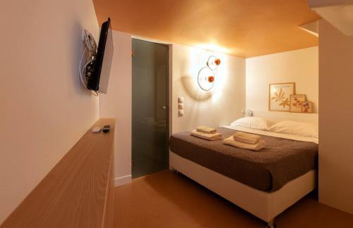 AthenianNest Sarri Boutique Studios Psyrri - Foto 25