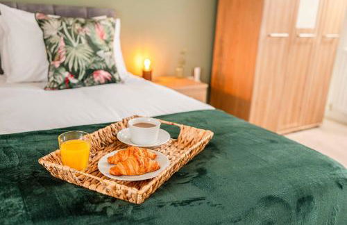 4 Bed, 3 Bath Townhouse in Colchester - Business, Contractor and Leisure - Singles or Superkings - Disc0unts - Foto 22