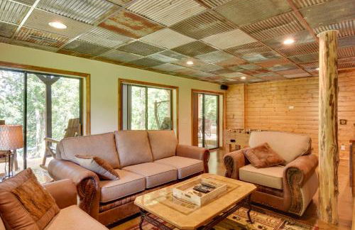 Lakefront Six Mile Vacation Rental with Dock - Foto 10