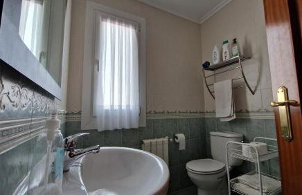 Chalet Adosado con jardín - Foto 40