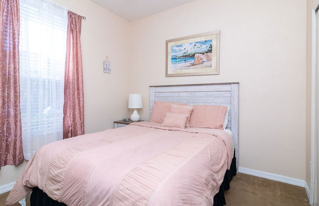 The Regal Hideaway - Photo 5