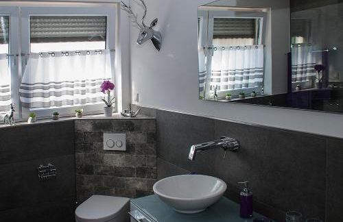 Hochwertige und moderne Ferienwohnung Huber - Foto 5