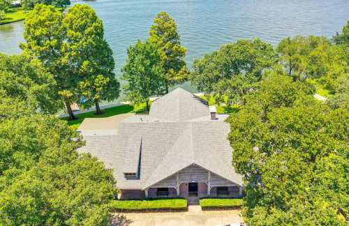 Stunning Lakefront Malakoff Home with Dock and Deck - Foto 44