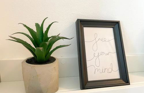 UNiQE - SKY-TV - 23 OG - Stadtblick - Kongress - Foto 8