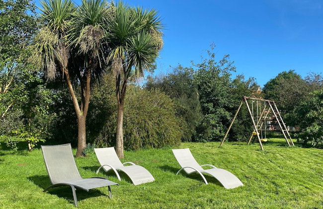 Charming Holiday Home With Garden in the Cotentin - Foto 16