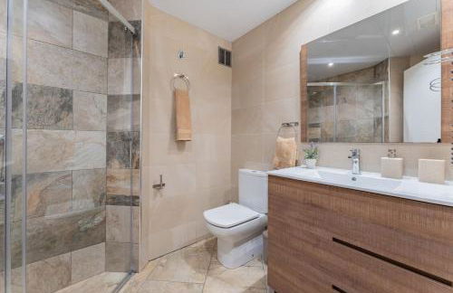 Salou-Alboran-Central-Pool-2bed-PortAventura-AA-WiFi18 - Foto 27