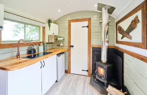 Host & Stay - Dipple Farm Shepherds Hut - Foto 2