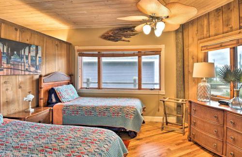 Chic Home: Ocean Views, Hot Tub & Game Room! - Foto 19