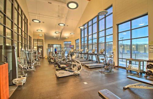 Pet Friendly Galena TH with Views and Indoor Pool! - Foto 33