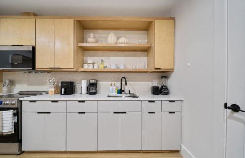 Mediterranean Villa #5 at East Downtown - Foto 17