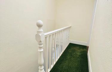 4-Bedroom House 5 mins to Beach & Parking - Foto 21