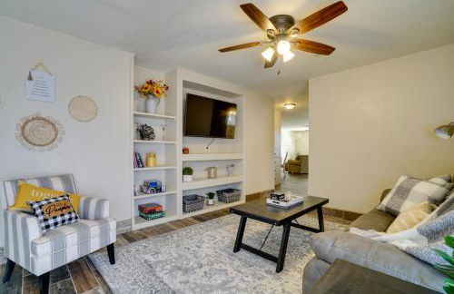 Chic Silver City Getaway with Patio and Gas Grill - Foto 14