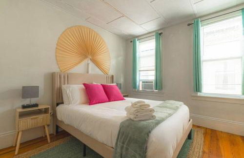 Charming 4 BDR - Walk to Downtown & Free parking! - Foto 13