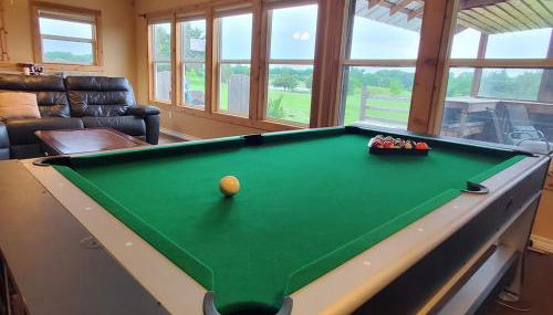 Lodge One with Scenic View - Photo 4