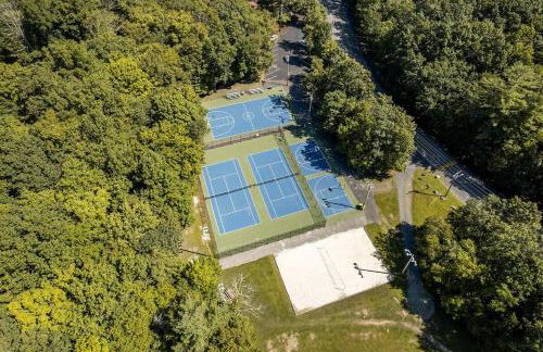 The Black Forest Chalet - Hot Tub, Hiking, Kayak - Foto 35