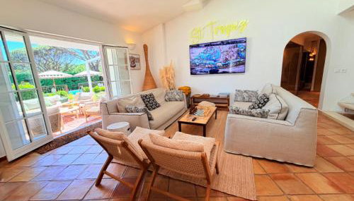 Villa climatisée, Golfe Saint Tropez, 12 pers, 4 suites, Piscine chauffée, Hammam, Spa, Billard, Pétanque, Wifi professionnel haut débit - Foto 4