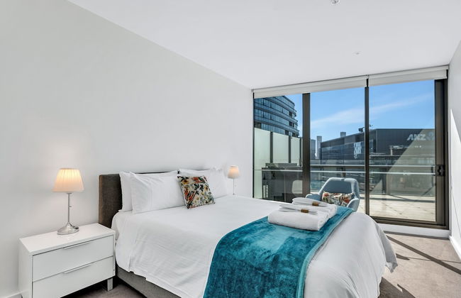 Melbourne Lifestyle Apartments - Best Views on Collins - Photo 33