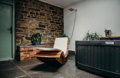 Old Sunday School - pet friendy, hot tub hideaway - Foto 8