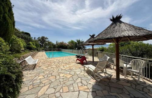 B084-Confort et serenite piscine et stationnement - Foto 2