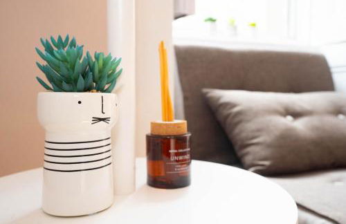 Stylish Apartment in Edinburgh 5 beds 3 Bedrooms - Photo 18