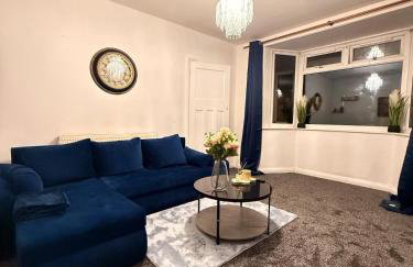 Royal 4 Bed House By City Centre - Foto 1