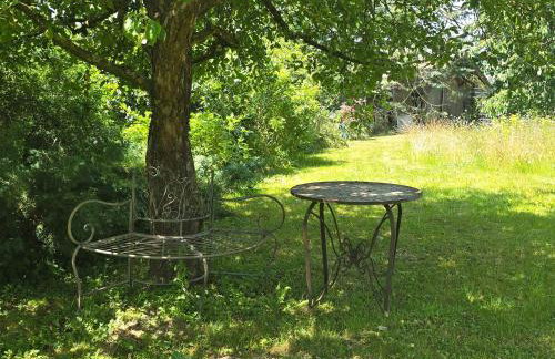 Exklusive Ferienwohnung Bad Salzschlirf - direkt am Waldrand - großer Garten kompett umzäunt - Hunde willkommen - 2 private Stellplätze - Foto 54