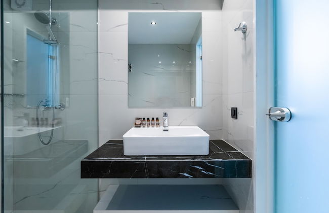 Castellum Suites - Photo 32