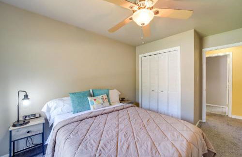 Spacious Arkansas Abode with Balcony and Fire Pit! - Foto 13